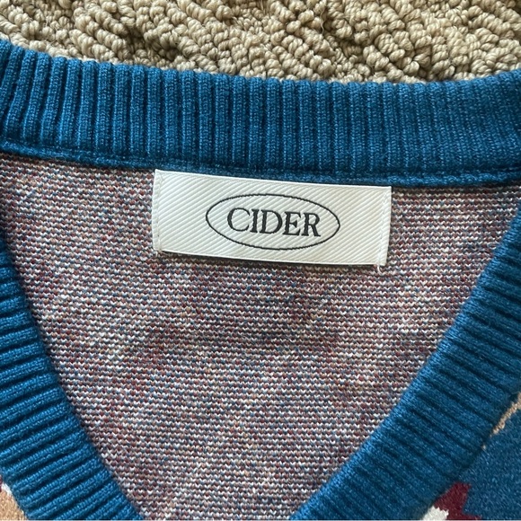 Cider Argle Sweater Vest - Picture 3 of 6
